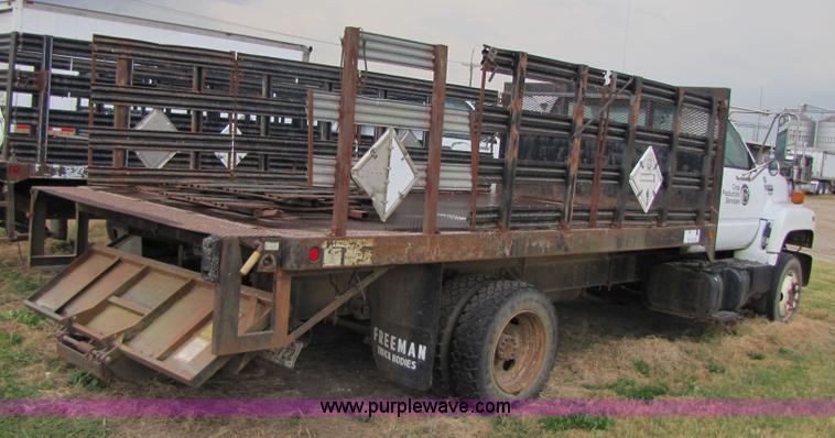 image for item 3468 1994 GMC 6000 Topkick truck with 14' flatbed