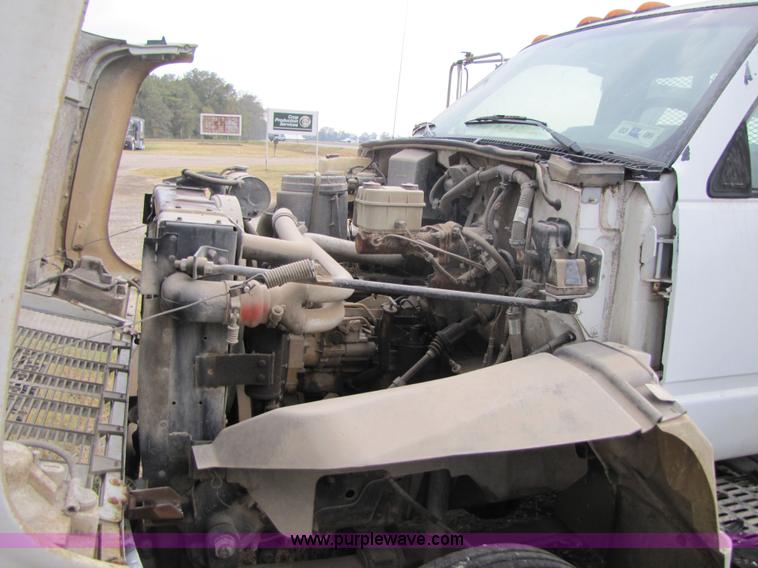 image for item 3468 1994 GMC 6000 Topkick truck with 14' flatbed