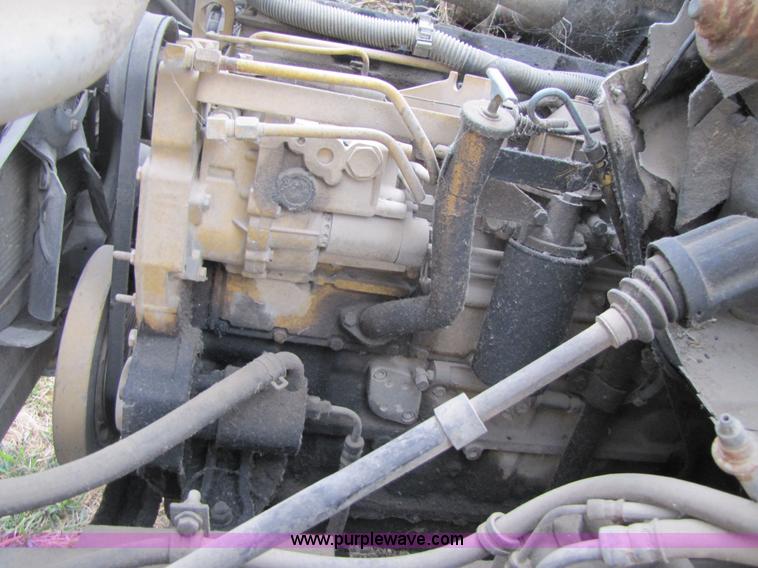 image for item 3468 1994 GMC 6000 Topkick truck with 14' flatbed