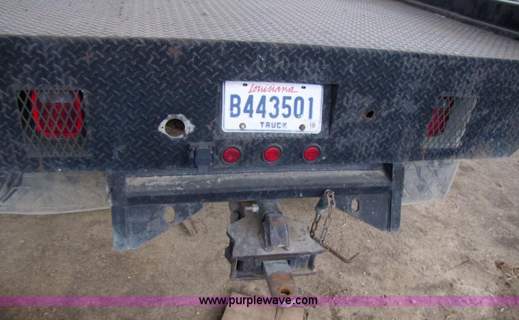 image for item 3469 2001 Dodge Ram 3500 flatbed truck