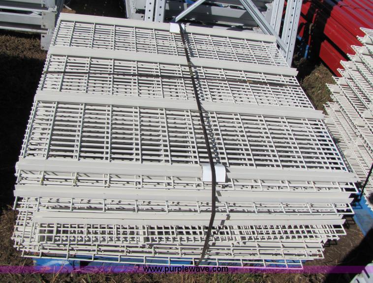 image for item 3472 (20) 46" x 46" grid racking