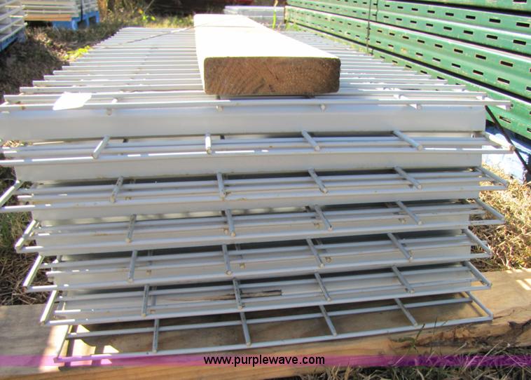 image for item 3475 (12) 20 1/2" x 46" grid racking