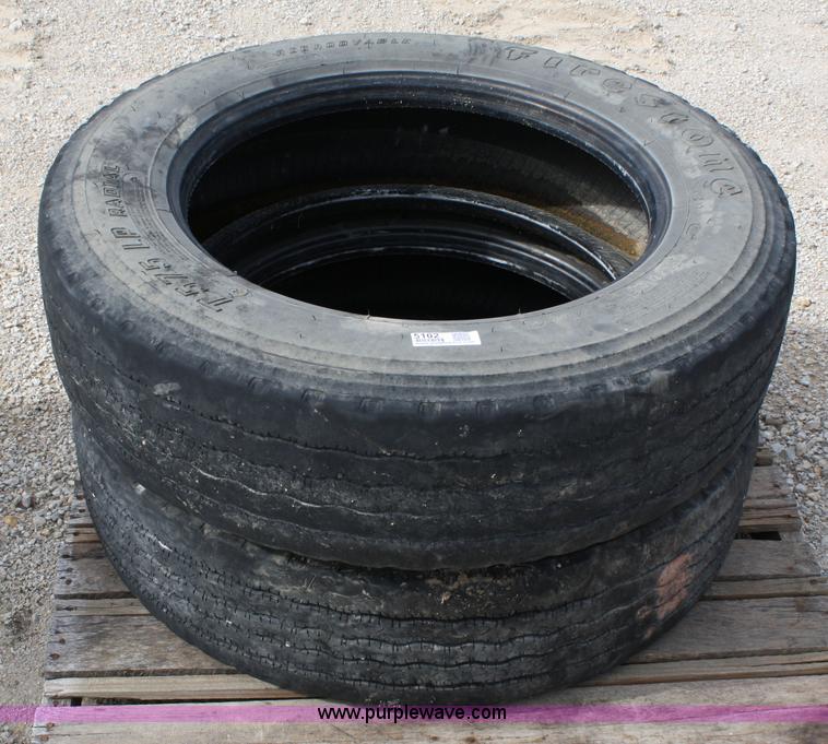 image for item 5102 (2) 255/70R22.5 tires