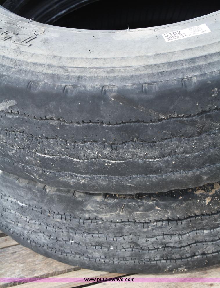 image for item 5102 (2) 255/70R22.5 tires