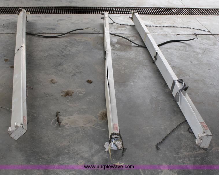 image for item 5106 (3) 8' florescent shop lights