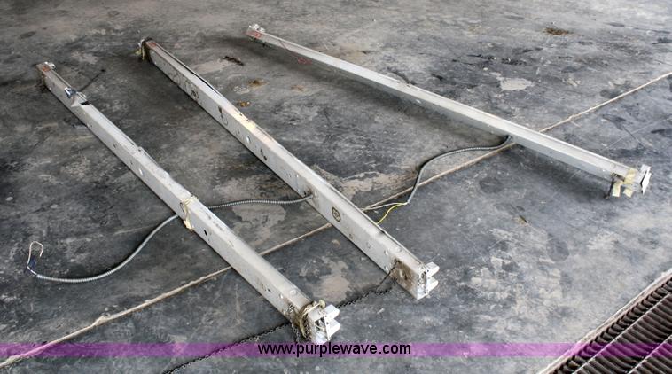 image for item 5106 (3) 8' florescent shop lights