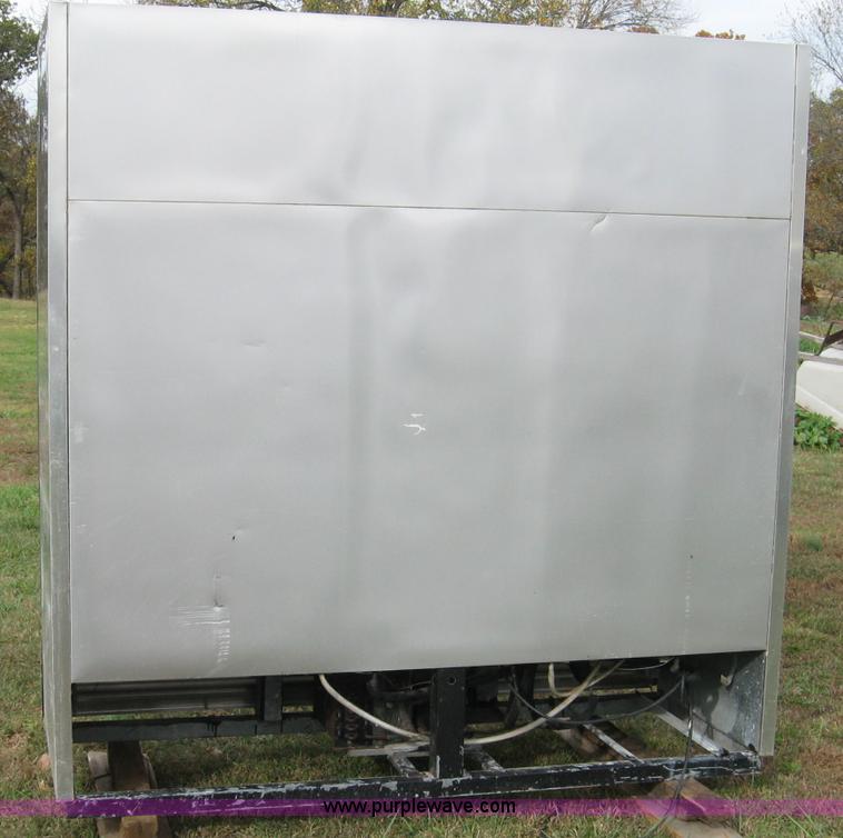 image for item 5275 Commercial indoor refrigerator