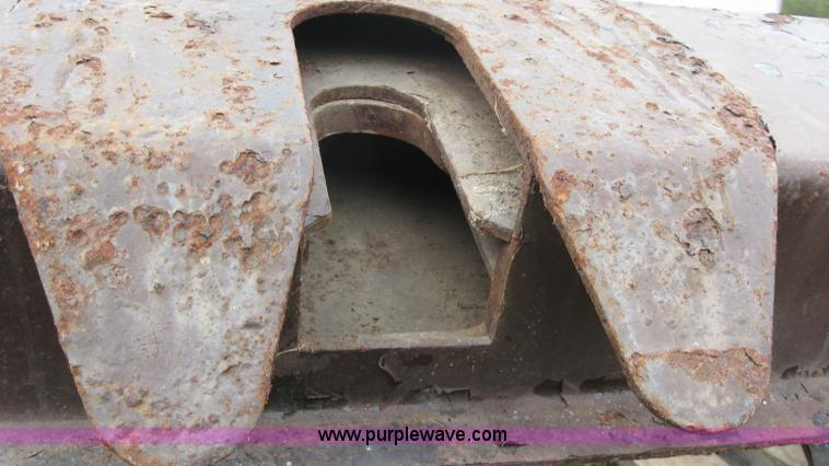 image for item 5284 Fifth wheel king pin