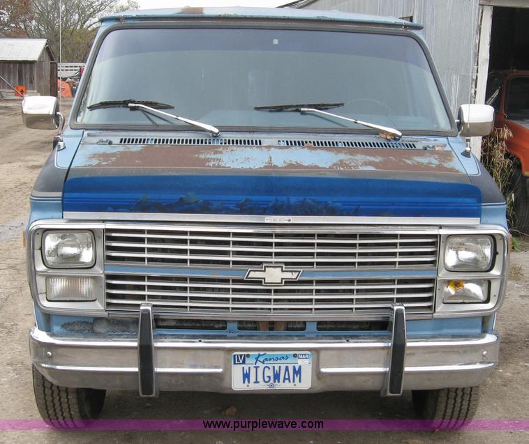 image for item 5291 1983 Chevrolet Jayco conversion van