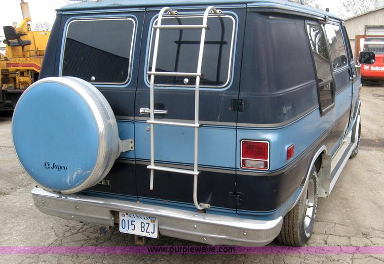 image for item 5291 1983 Chevrolet Jayco conversion van