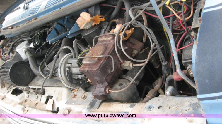 image for item 5291 1983 Chevrolet Jayco conversion van