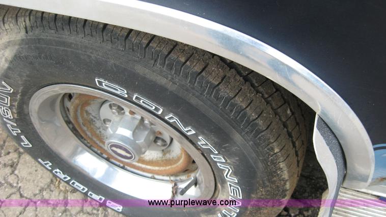 image for item 5291 1983 Chevrolet Jayco conversion van