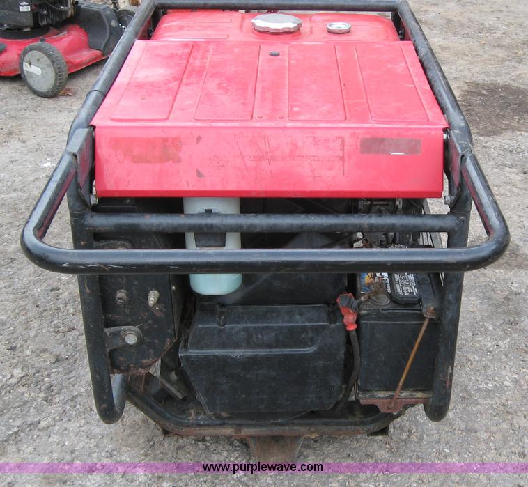 image for item 5293 Honda ES6500 gas powered generator