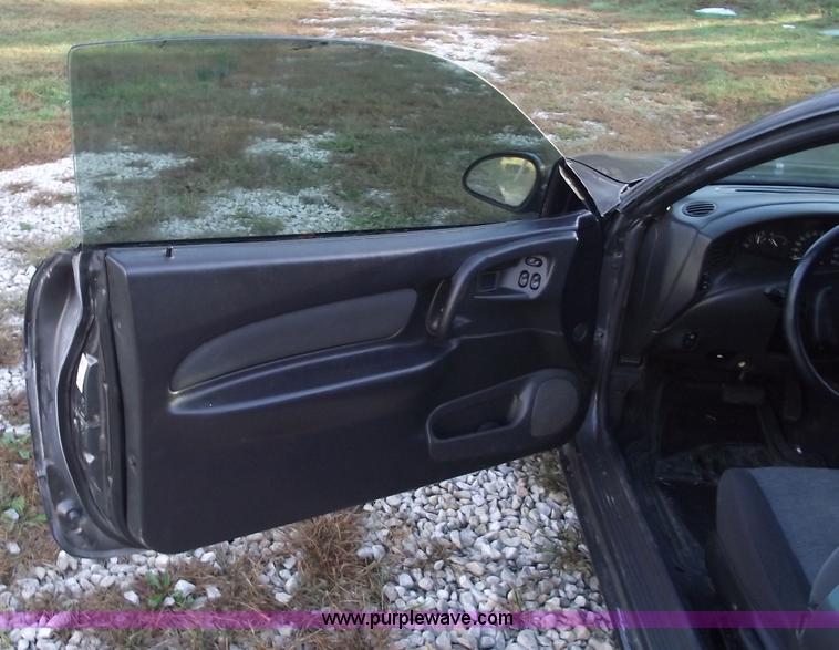 image for item 5419 2002 Ford Escort ZX2