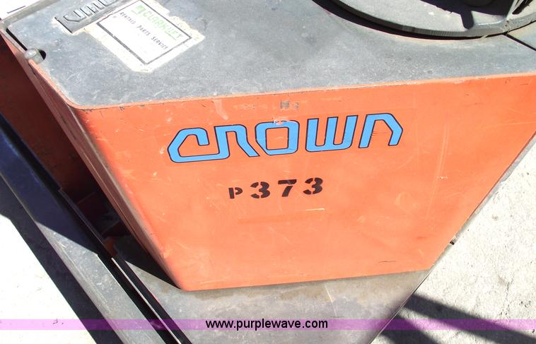 image for item 5482 Crown 40P-CS ride on electric pallet jack