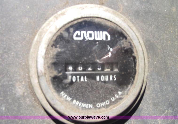 image for item 5482 Crown 40P-CS ride on electric pallet jack