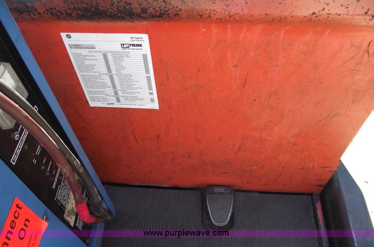 image for item 5482 Crown 40P-CS ride on electric pallet jack