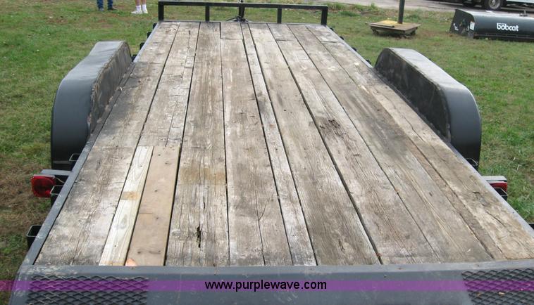 image for item 5592 1993 Manufacturing 18' tandem axle car trailer