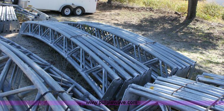 image for item 6135 Assorted tent structure pieces