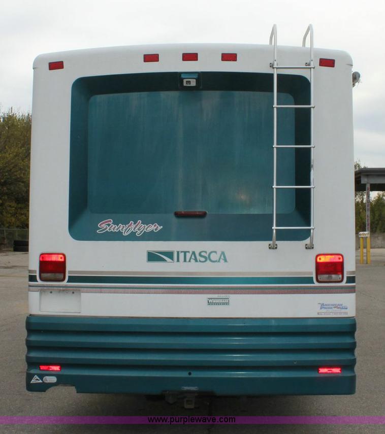 image for item 6228 1999 Winnebago Itasca Sunflyer motorhome
