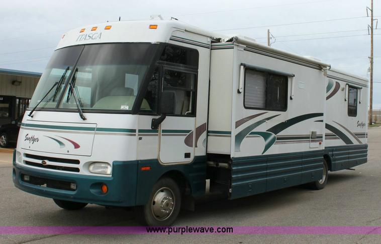 image for item 6228 1999 Winnebago Itasca Sunflyer motorhome