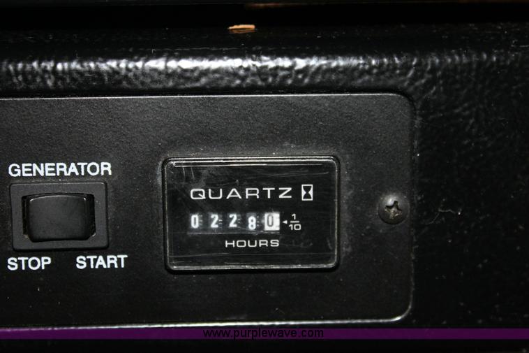 image for item 6228 1999 Winnebago Itasca Sunflyer motorhome