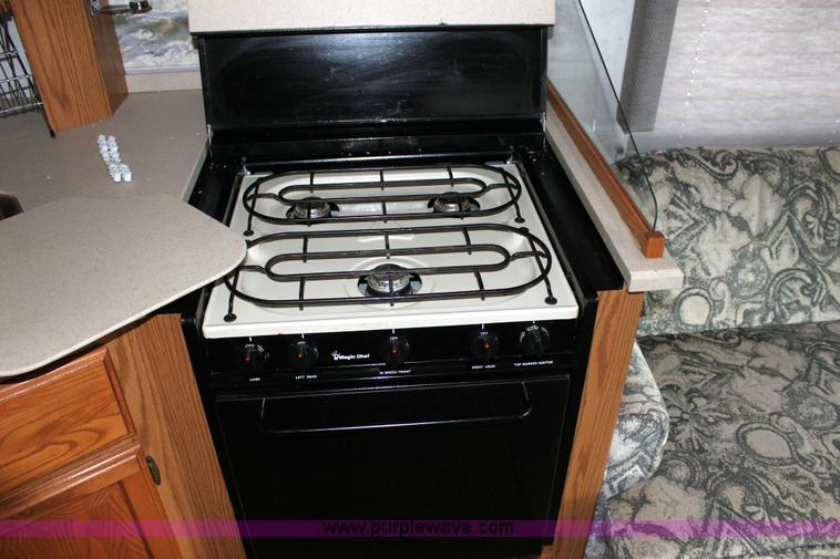 image for item 6228 1999 Winnebago Itasca Sunflyer motorhome