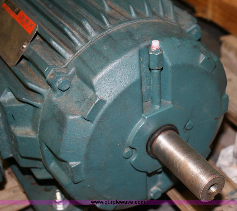 image for item 6433 Reliance XEX electric motor