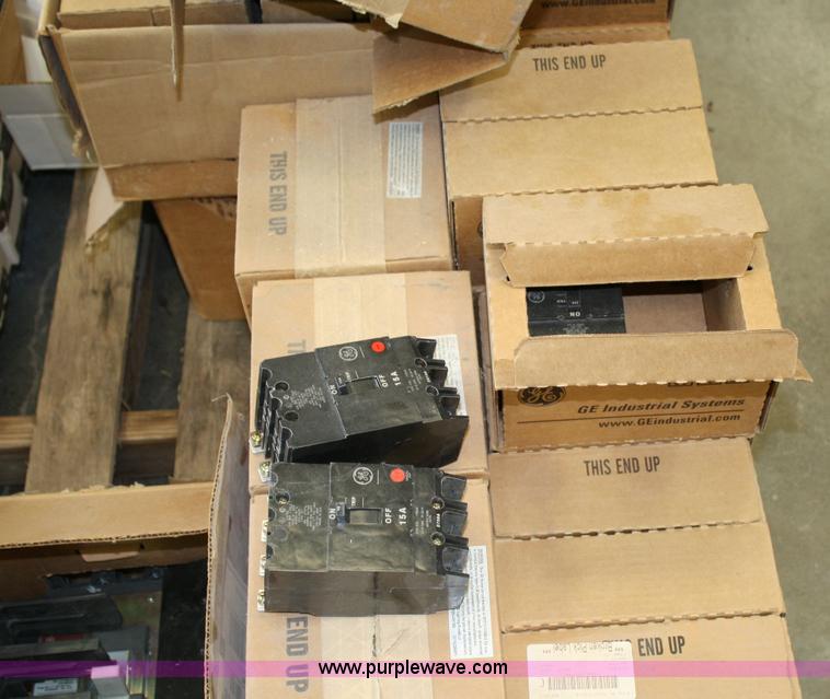 image for item 6463 Pallet of assorted electrical supplies
