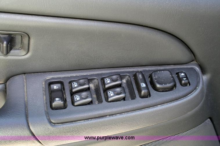 image for item 6520 2006 Chevrolet K1500 Silverado pickup truck