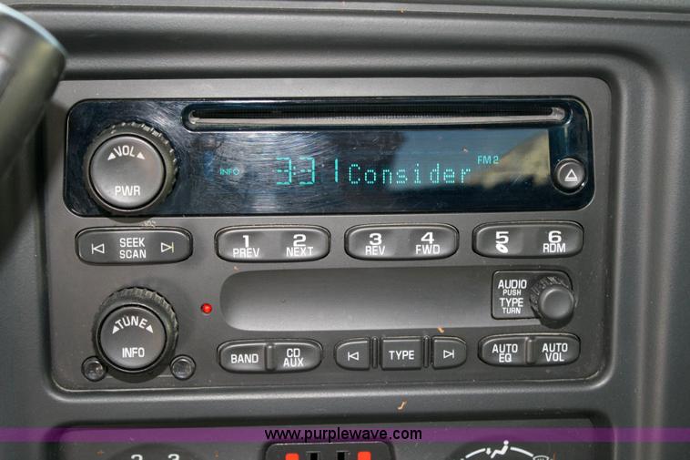 image for item 6520 2006 Chevrolet K1500 Silverado pickup truck