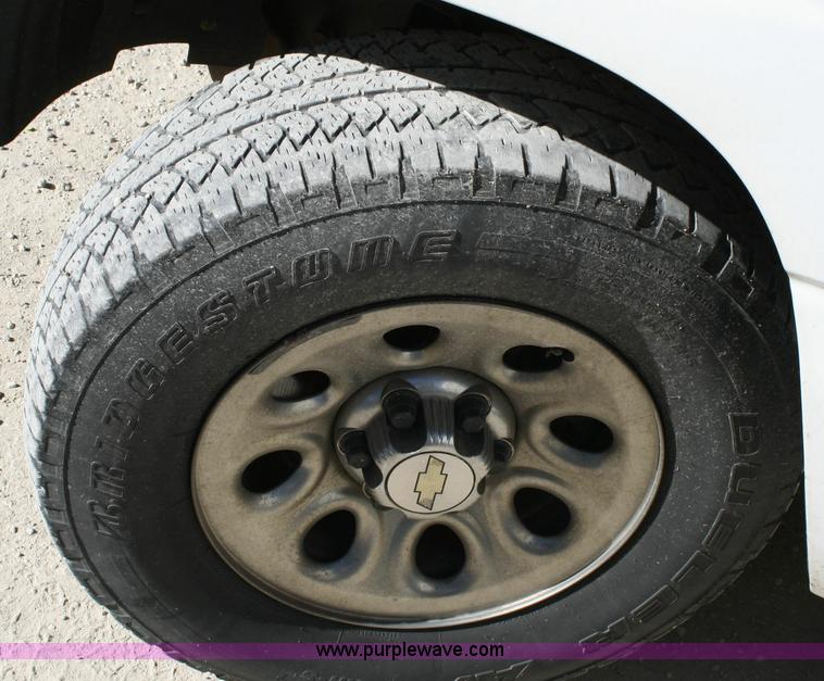 image for item 6520 2006 Chevrolet K1500 Silverado pickup truck