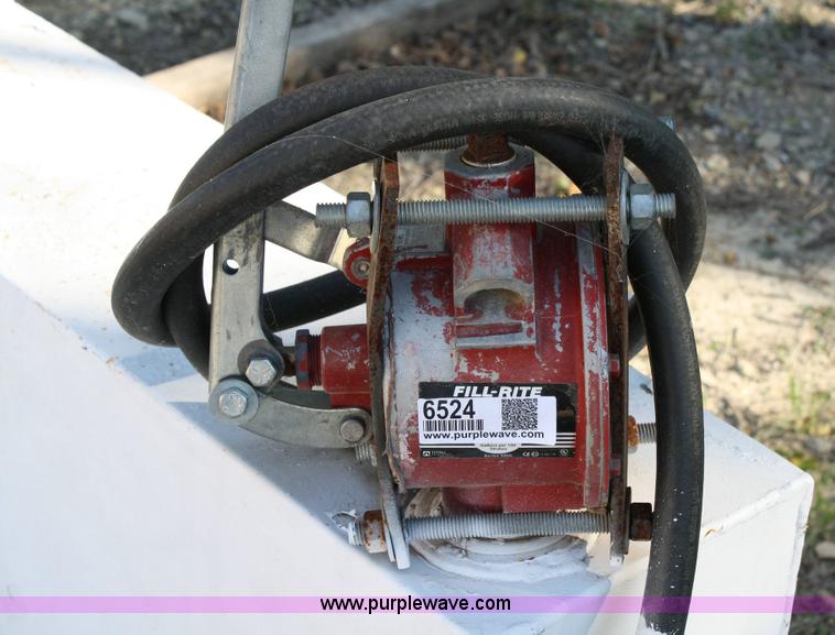 image for item 6524 L-shaped fuel tank