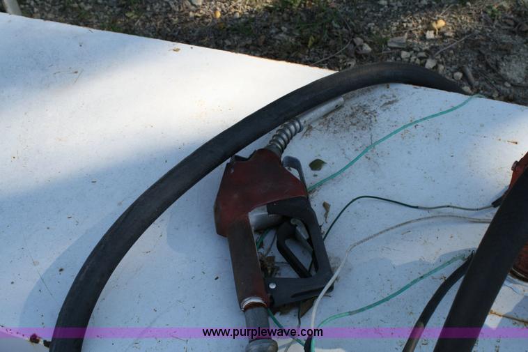 image for item 6526 Delta 100 gallon fuel tank