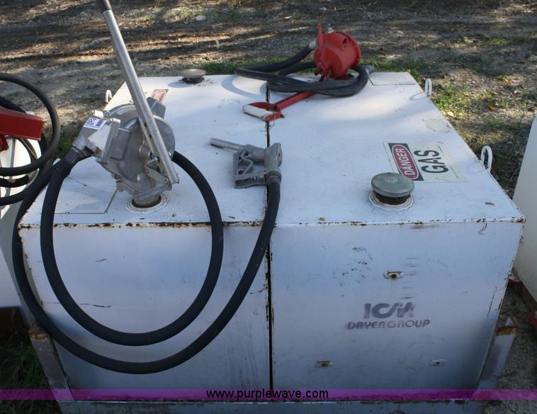 image for item 6527 (2) Delta 100 gallon fuel tanks on skids