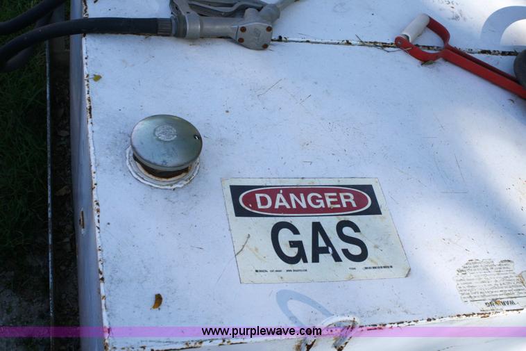 image for item 6527 (2) Delta 100 gallon fuel tanks on skids