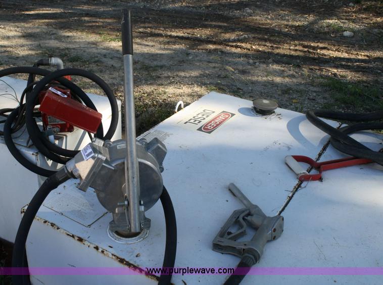 image for item 6527 (2) Delta 100 gallon fuel tanks on skids