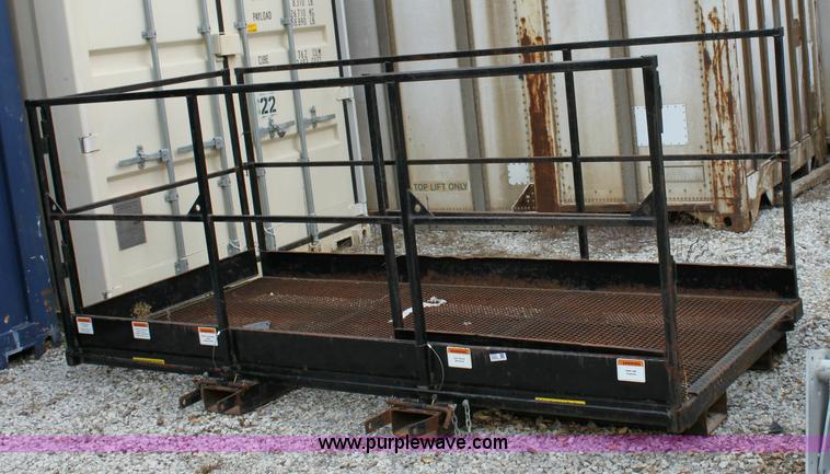 image for item 6552 Sky Track man basket