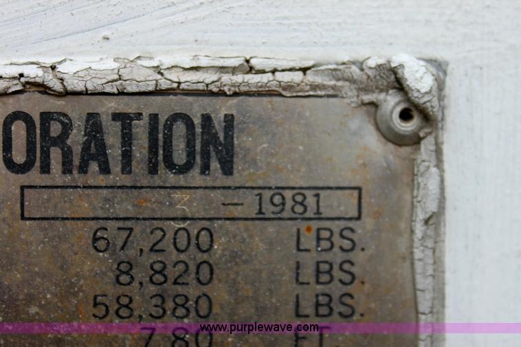 image for item 6553 1981 40' storage container