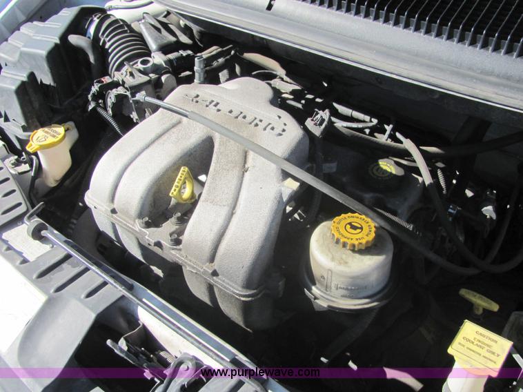 image for item 6644 2002 Dodge Caravan