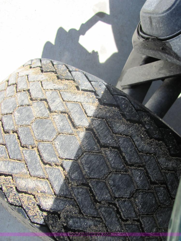 image for item 6671 2002 Ez-go electric golf cart