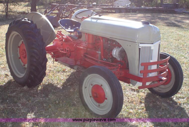 image for item 6676 1942 Ford 9N tractor
