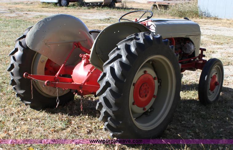 image for item 6676 1942 Ford 9N tractor