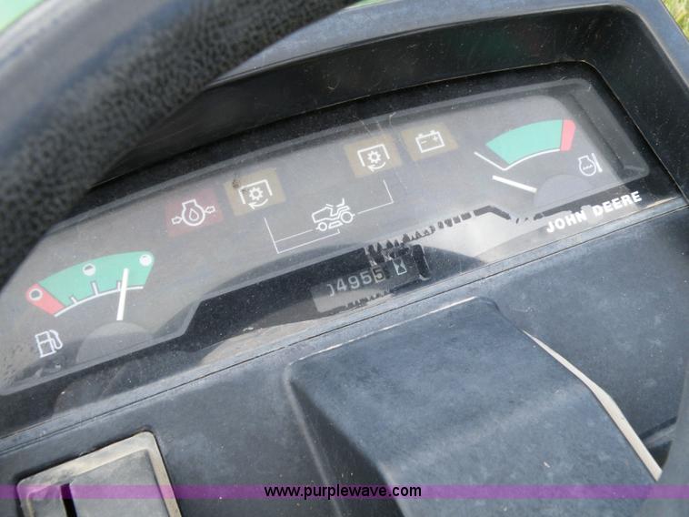image for item 7303 John Deere 425 lawn tractor