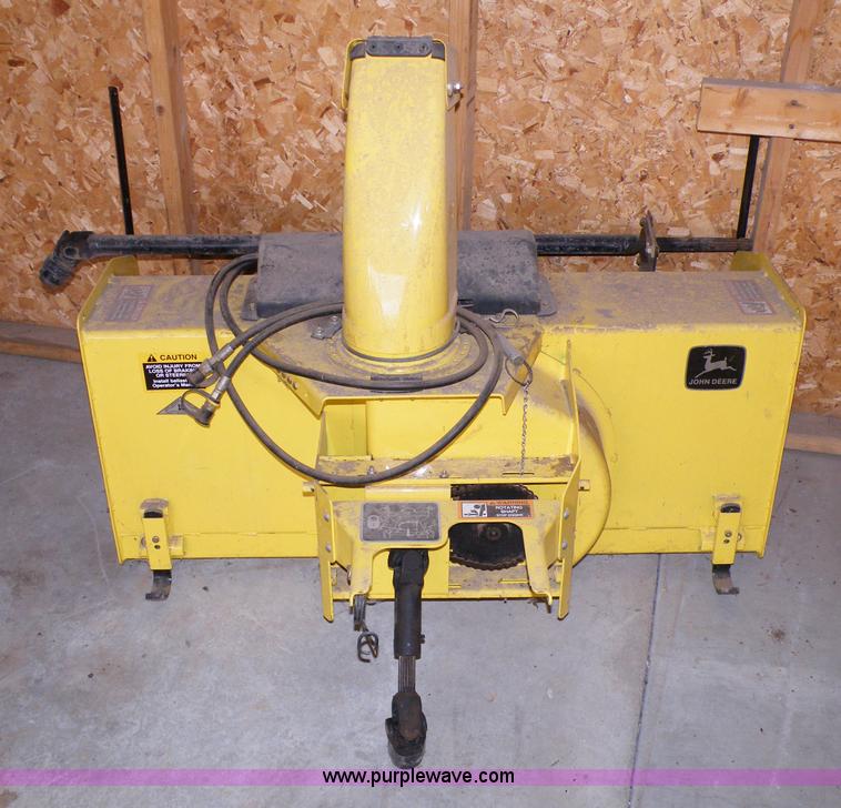 image for item 7303 John Deere 425 lawn tractor