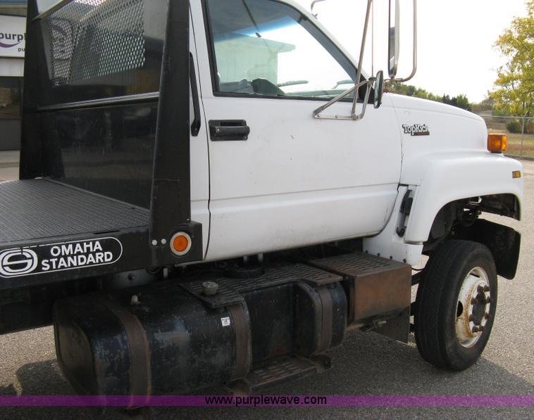 image for item 8051 1992 GMC Topkick LoPro SLE flatbed truck