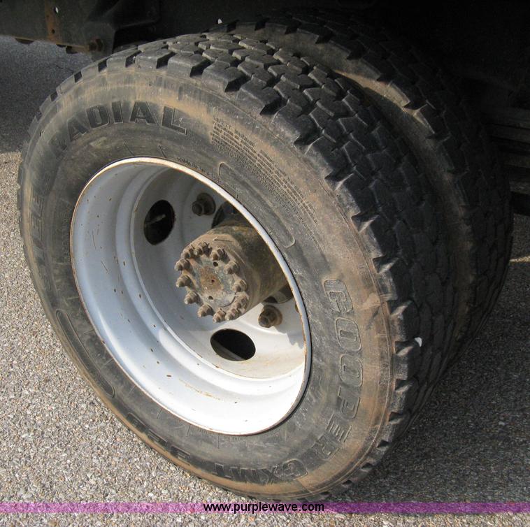 image for item 8051 1992 GMC Topkick LoPro SLE flatbed truck