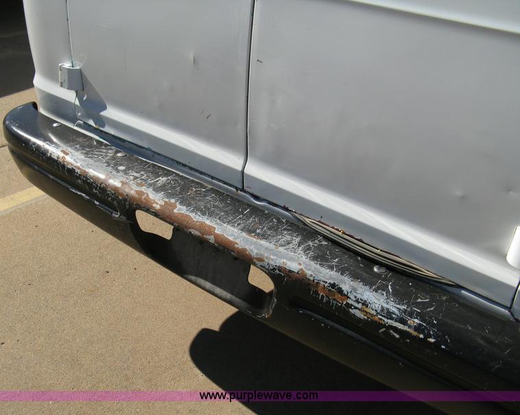 image for item 8057 2001 Dodge 2500 Ram van