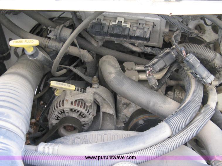 image for item 8057 2001 Dodge 2500 Ram van