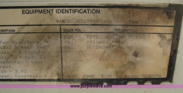 image for item 8057 2001 Dodge 2500 Ram van